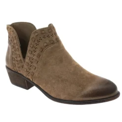 Pierre Dumas May 5 Boot