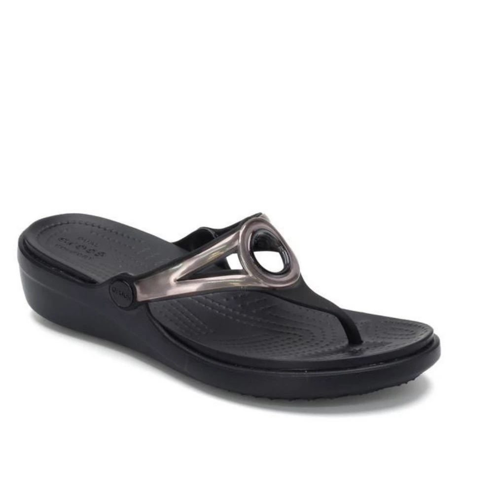 Crocs Sanrah Met Strap Wedge 1 Crocs Sanrah Met Strap Wedge